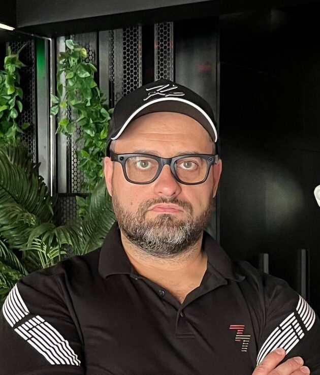 Евгений Маслов